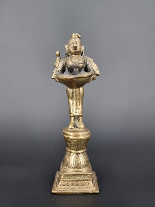 Statue, Dipa Lakshmi - 21 cm - bronze messing