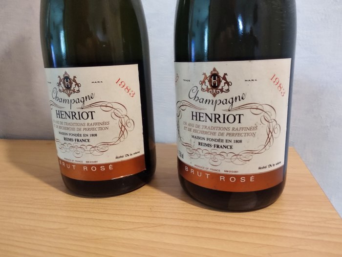 1983 Henriot, Souverain - Champagne Brut, Rosé - 2 Flasker (0,75 L)