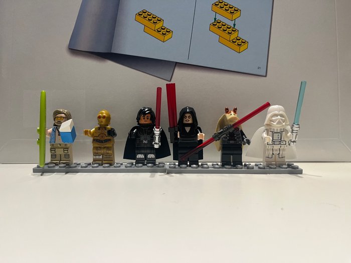 Lego - Star Wars - 75389 - Dark Falcon Minifigures Beach Luke,Jedi Vader,Bounty Hunter C-3PO,Darth Dev,Darth JarJar,Darth Rey