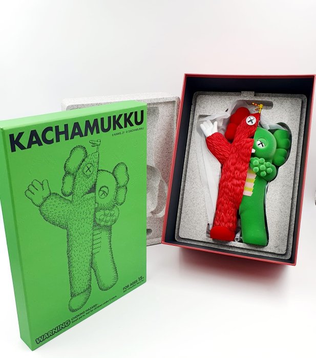 Kaws (1974) - Kaws x Kachamukku Red  Green Edition 2021