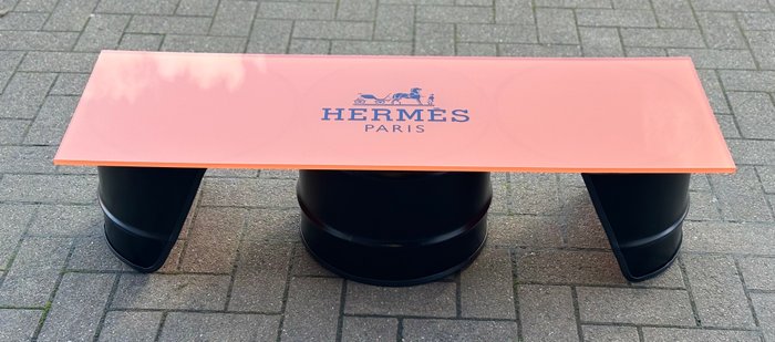 Rob VanMore - Barrel Table Hermes Paris - 120x40cm