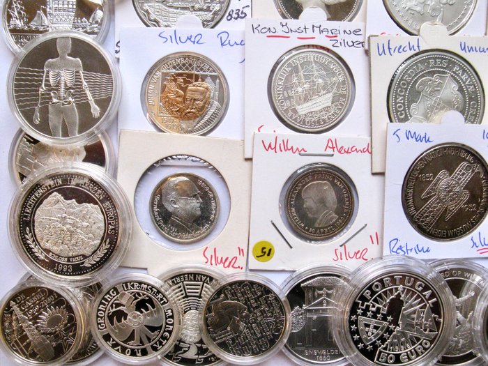 Europa. Collection with 1 kilo SILVER medals Second half 20th Century