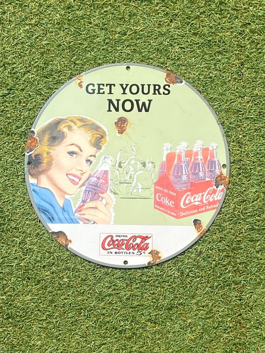 Coca-Cola « Get Yours Now » - Plakette - Emalje