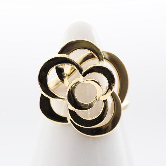 Chanel - Ring - Camélia - 18 kraat Gulguld