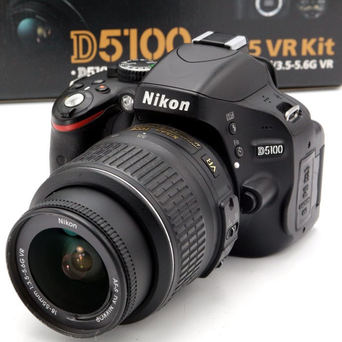 Nikon D5100 + AF-S 18-55mm f/3.5-5.6G VR met nog maar 8324 clicks #DSLR FUN #PRO Digitalt refleks kamera (DSLR)