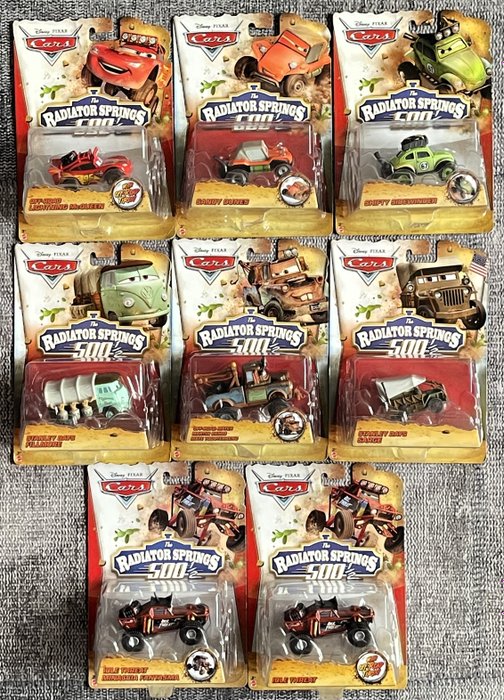 Disney Cars A rare set of 8 Radiator Springs 500 (Deluxe set)