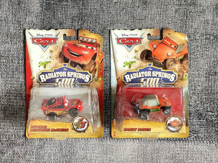 Disney Cars A rare set of 8 Radiator Springs 500 (Deluxe set)