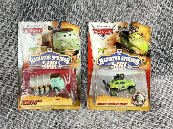 Disney Cars A rare set of 8 Radiator Springs 500 (Deluxe set)