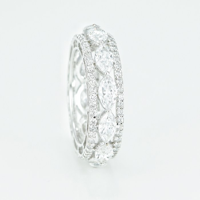 Ring - 14 karat Hvidguld -  398ct tw Diamant (Laboratoriedyrket) - Bryllups band