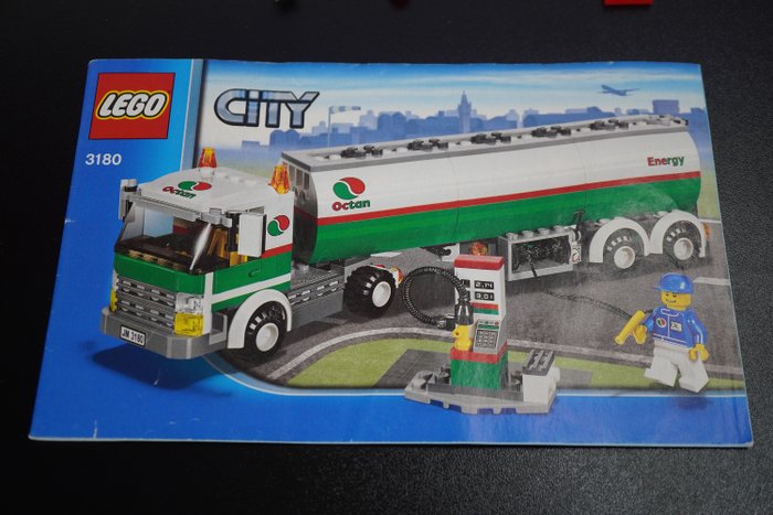 Lego - City - 3180 - Tank Truck - 2010-2020