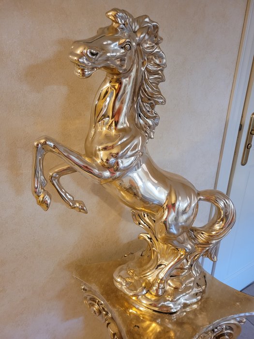 Gold Pine - Statue, Zilveren Paard - 670 cm - .925 sølv