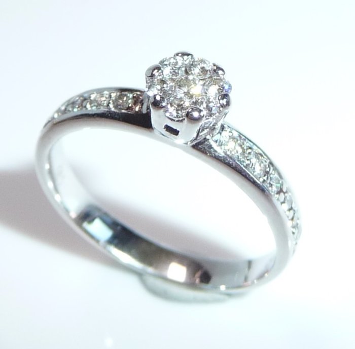 Ring - 14 karat Hvidguld -  025ct tw Diamant (Natur)  - Juveler KRISTUS