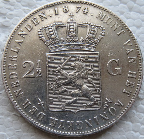 Holland Willem III (1849-1890) 2 1/2 Gulden 1874 zwaard  (Ingen mindstepris)