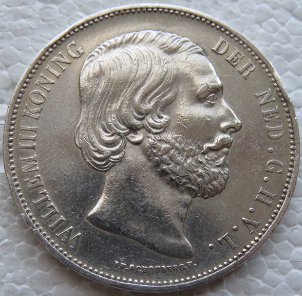 Holland Willem III (1849-1890) 2 1/2 Gulden 1874 zwaard  (Ingen mindstepris)