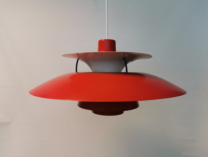 Louis Poulsen - Poul Henningsen - Lampe - PH 5 - Metal