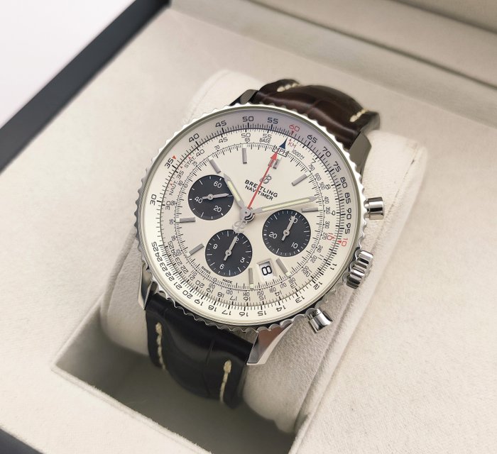 Breitling - Navitimer B01 Chronograph 43 - AB0121 - Mænd - 2020+