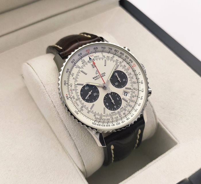 Breitling - Navitimer B01 Chronograph 43 - AB0121 - Mænd - 2020+