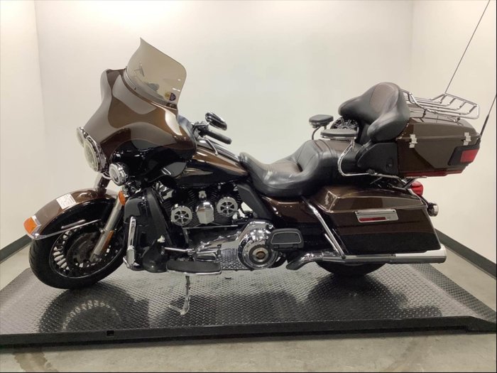 Harley-Davidson - FLHTK - Electra Glide Ultra Limited - Anniversary  110 years Harley - 1690 cc - 2013