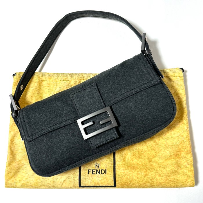 Fendi - Baguette - Skuldertaske