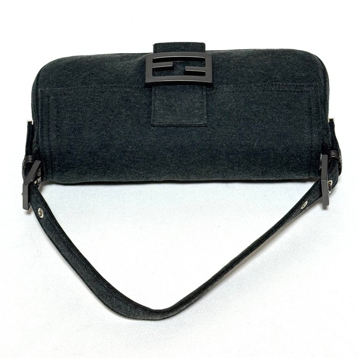 Fendi - Baguette - Skuldertaske