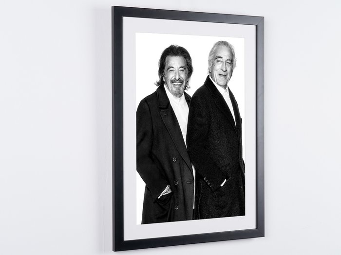 Robert De Niro  Al Pacino - Portrait - Fine Art Photography - Luxury Wooden Framed 70X50 cm - Limited Edition Nr 02 of 30 - Serial ID 20207 - Original Certificate (COA), Hologram Logo Editor and QR Code - 100% New items.