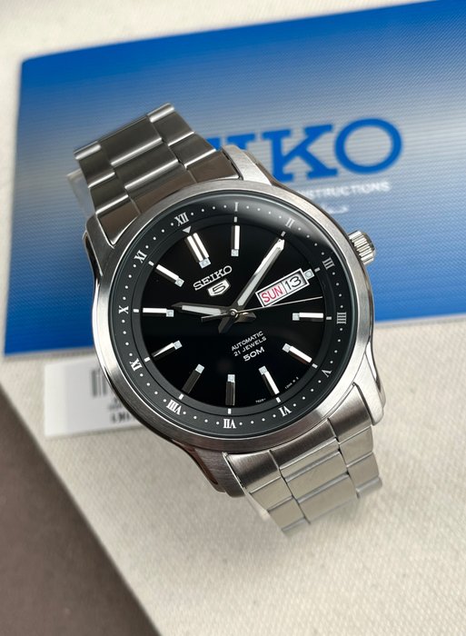 Seiko - 5 - Automatic Day Date - Ingen mindstepris - SNKP11K1 - Mænd - 2011-nu