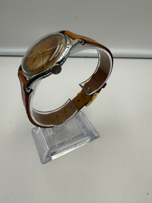 Tissot - Calatrava - Ingen mindstepris - 6441-9 - Mænd - 1960-1969