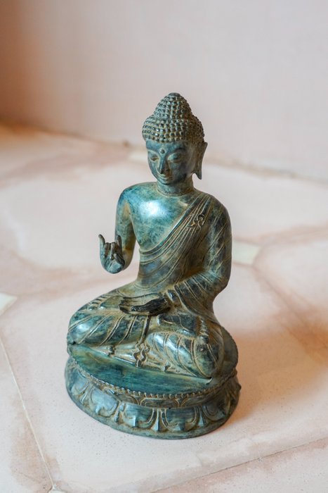 Bronze sculpture of Buddha Vitarka Mudra - Patinated - Skulptur - Thailand  (Ingen mindstepris)