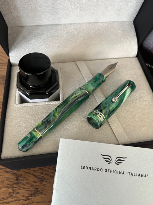 Leonardo Officina Italiana - MZG Foliage - Titanium nib - Fyldepen