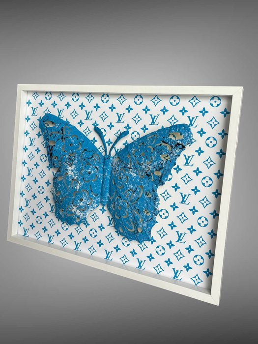 AmsterdamArts - Louis Vuitton - metal butterfly blue