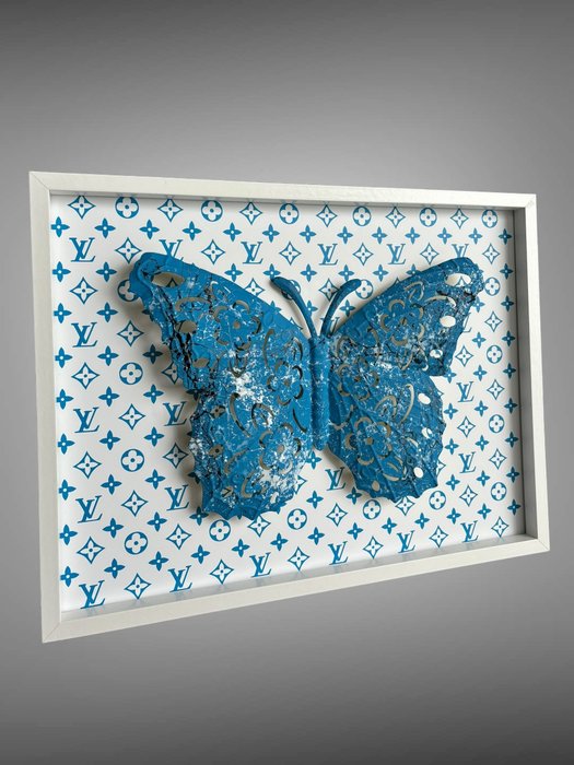 AmsterdamArts - Louis Vuitton - metal butterfly blue