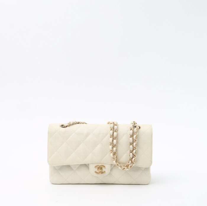 Chanel - Timeless Classic Flap Medium - Taske