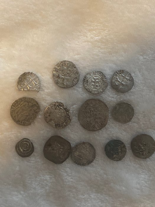 Ungarn. A small Collection of 13x Medieval Hungarian Silver Coins  (Ingen mindstepris)