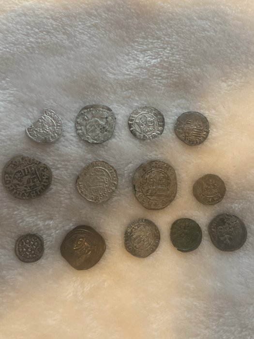 Ungarn. A small Collection of 13x Medieval Hungarian Silver Coins  (Ingen mindstepris)