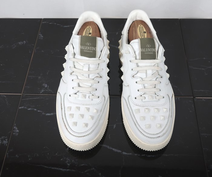 Valentino - Sneakers - Størelse: Shoes / EU 41