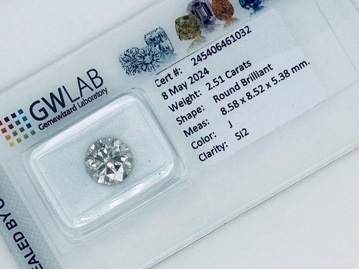 1 pcs Diamant  (Natur)  - 2.51 ct - Rund - J - SI2 - Gemewizard Gemological Laboratory (GWLab)