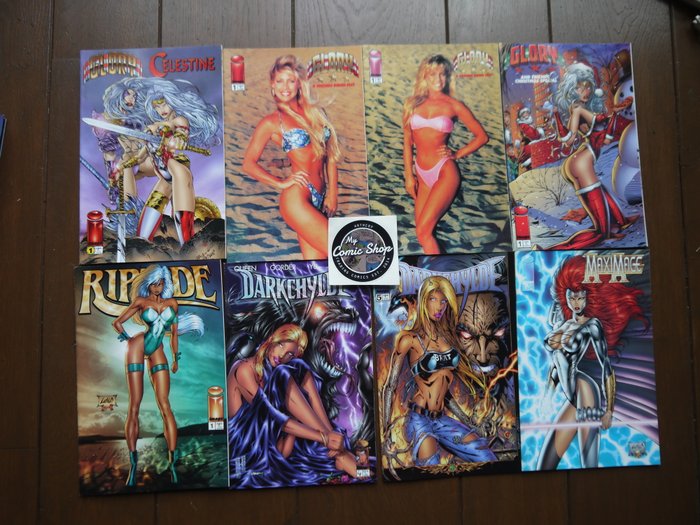 Babes of Comics - All out babewatch! (2000s) - 50 Comic - Første udgave