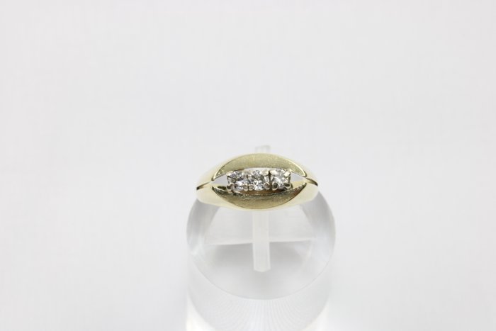 Ring - 14 karat Gulguld -  0.36ct. tw. Diamant (Natur)