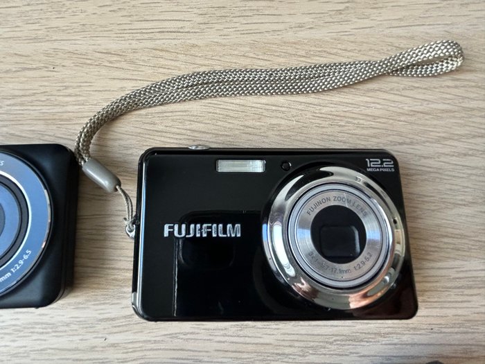 Olympus, FujiFilm D-700, FinePix J37 Digitalkamera