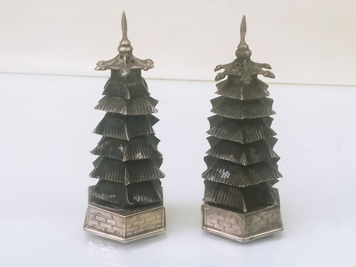 Saltkar (2) - Salt  Peber Pagoda - .970 sølv