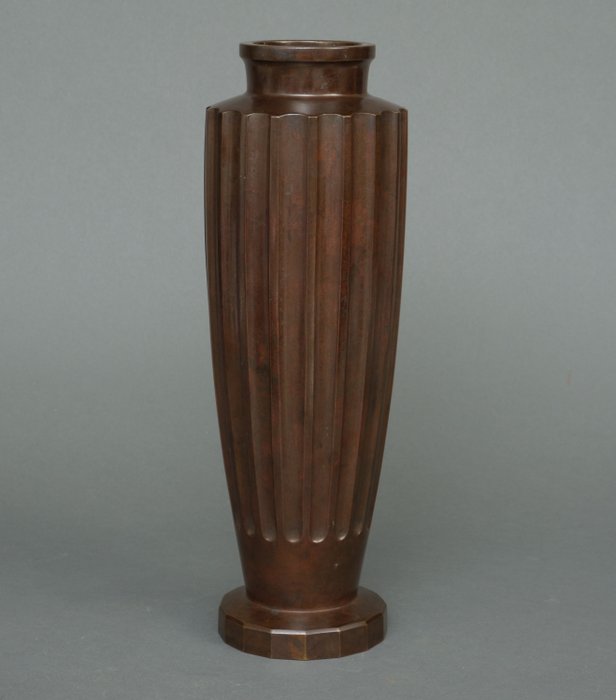 Baluster vase i bronze - Patineret bronze - Nakajima Yasumi II 中島保美 (1905-1986) - Japan - Midt-Shôwa-perioden (midten af det 20. århundrede)