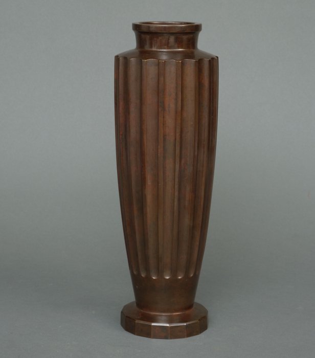 Baluster vase i bronze - Patineret bronze - Nakajima Yasumi II 中島保美 (1905-1986) - Japan - Midt-Shôwa-perioden (midten af det 20. århundrede)