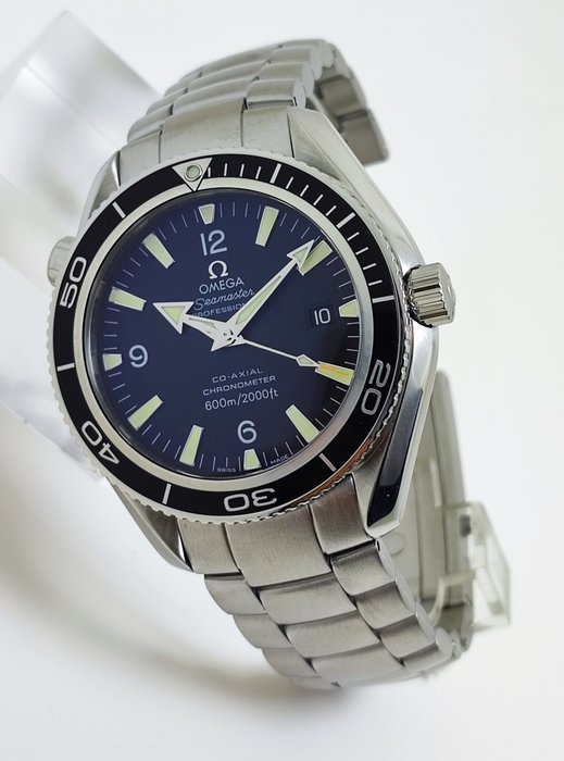 Omega - Seamaster Planet Ocean - James Bond Quantum of Solace - 2201.50.00 - Mænd - 2000-2010