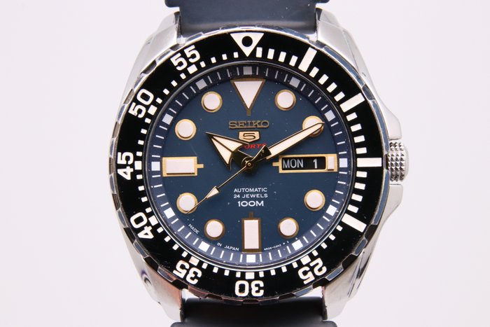 Seiko - Seiko 5 - Ingen mindstepris - SRP605J2 | 4R36-03T0 - Mænd - 2011-nu