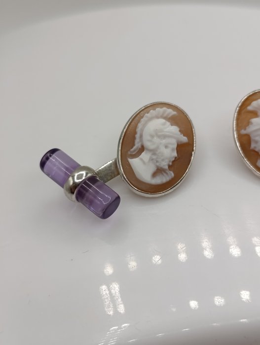 Ingen mindstepris - Manchetknapper Sølv, Ametyst og naturlig sardonyx cameo