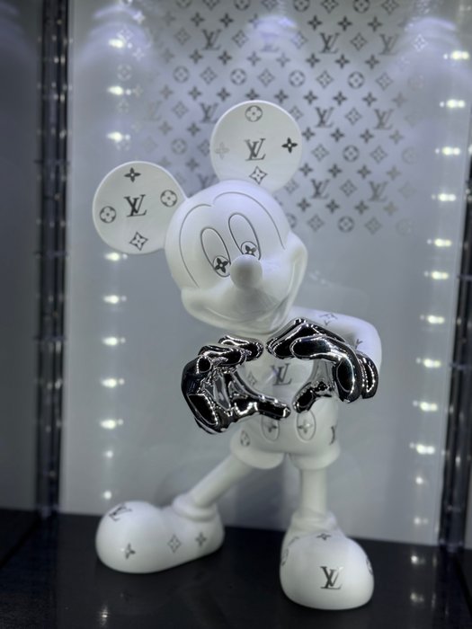 Art'Pej - Mickey Love LV