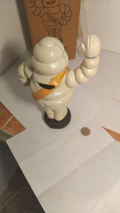 Michelin man BIBENDUM - Reklameplakat - Støbejern