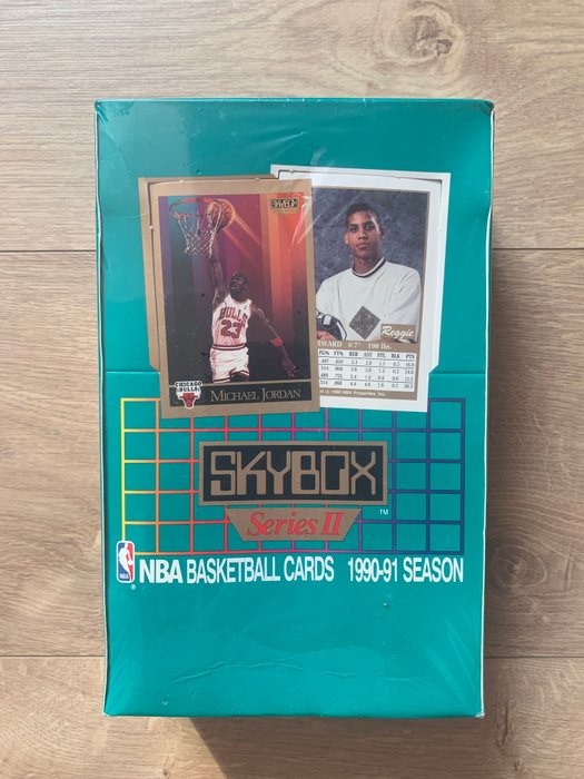 1989/90 to 93/94 Hoops, Skybox, Fleer, Topps, Upper Deck NBA Basketball Cards - 12 Booster pack - Glimrende (EX)