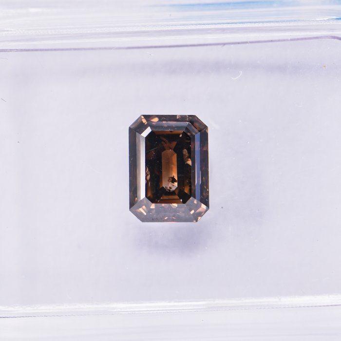 Ingen mindstepris - 1 pcs Diamant  (Naturfarvet)  - 1.03 ct - Smaragd - Fancy dark Grålig, Orange Brun - SI2 - International Gemological Institute (IGI)