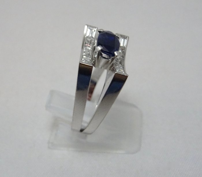 Ring - 18 kraat Hvidguld Safir - Diamant